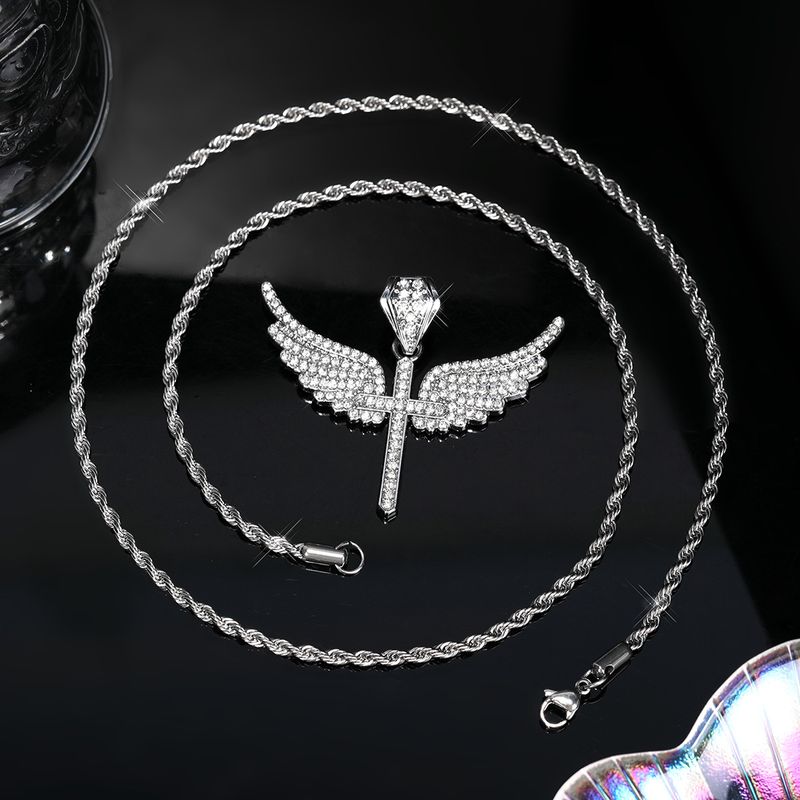 Collana con croce ad ala, in lega di diamanti con strass, catena in acciaio al titanio e personalità alla moda_voghion.com