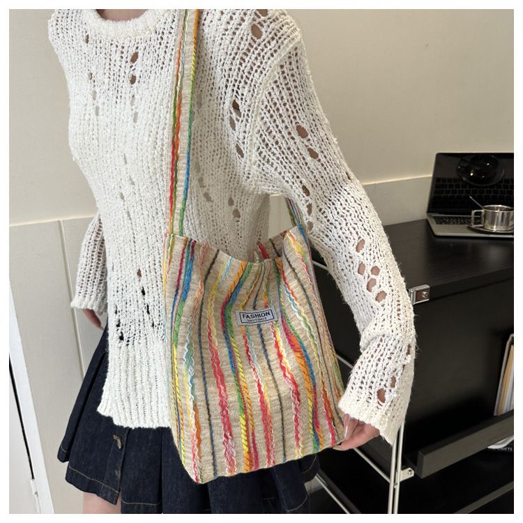 Large Capacity Stripe Handbag 2024 Summer Commuter Fashion Casual Western Style One Shoulder Underarm Tote Bag_voghion.com