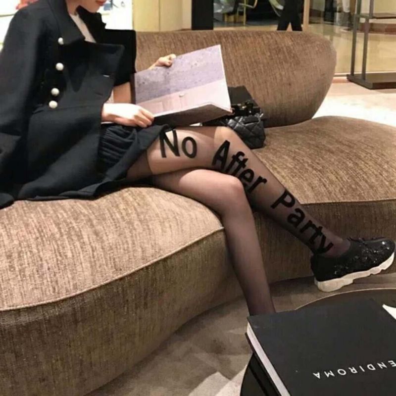 Chaussettes d'ananas coupées libres après la fête, anti-perte de poils, en soie noire avec lettre, bas en soie tendance pour femmes_voghion.com