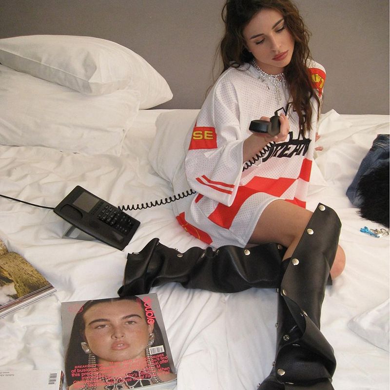 Nuova moda da donna con lettera stampata a contrasto, manica lunga, scollo a V comodo_voghion.com