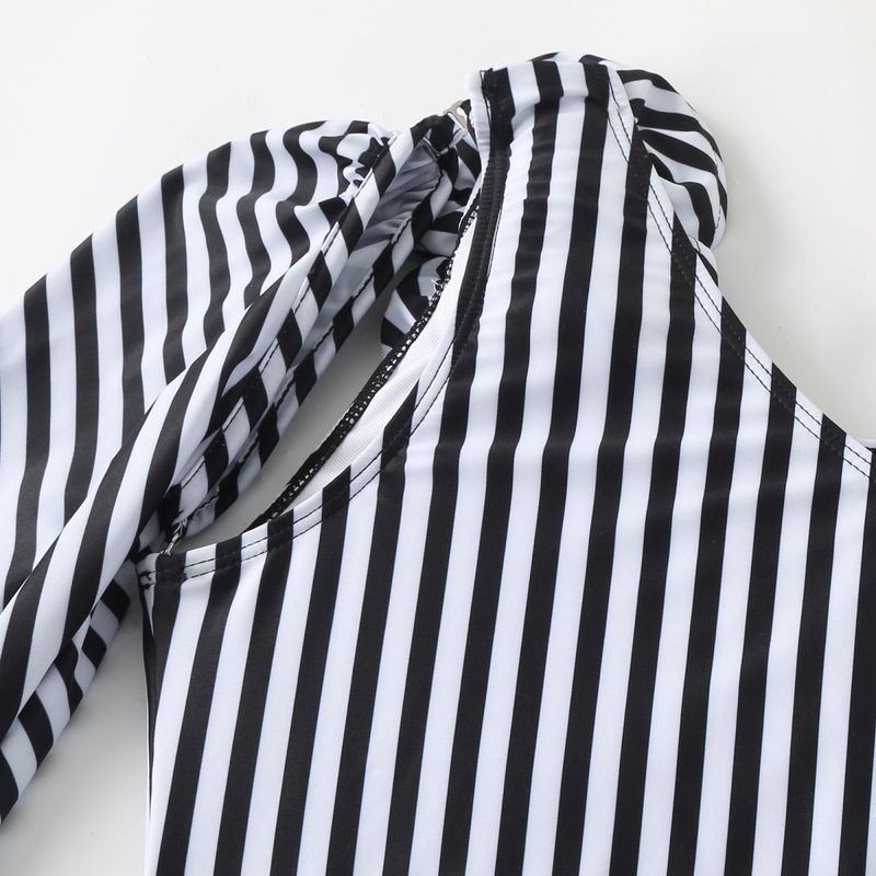 2025 Neuer sexy einteiliger Badeanzug für Damen mit gerüschtem, gestreiftem Bikini und langem Netzrock_voghion.com