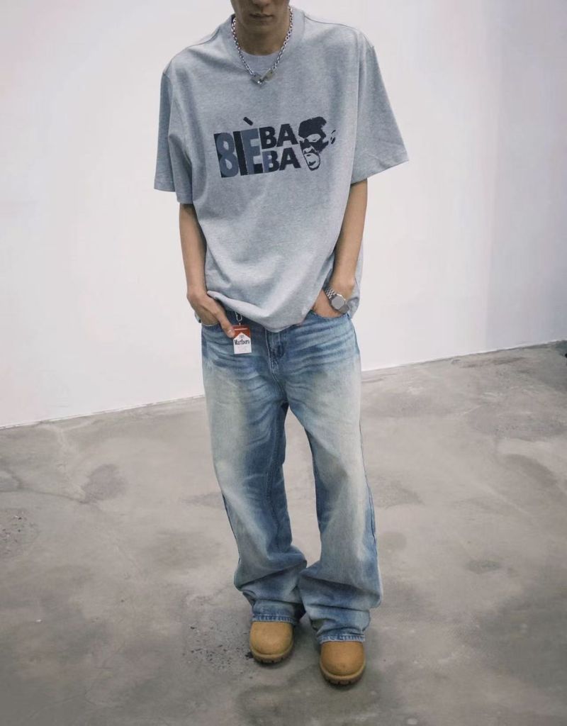 Schwere Vintage-Waschungsjeans für Herren – Distressed Blue Denim, entspannte gerade Passform, Cleanfit-Styling_voghion.com