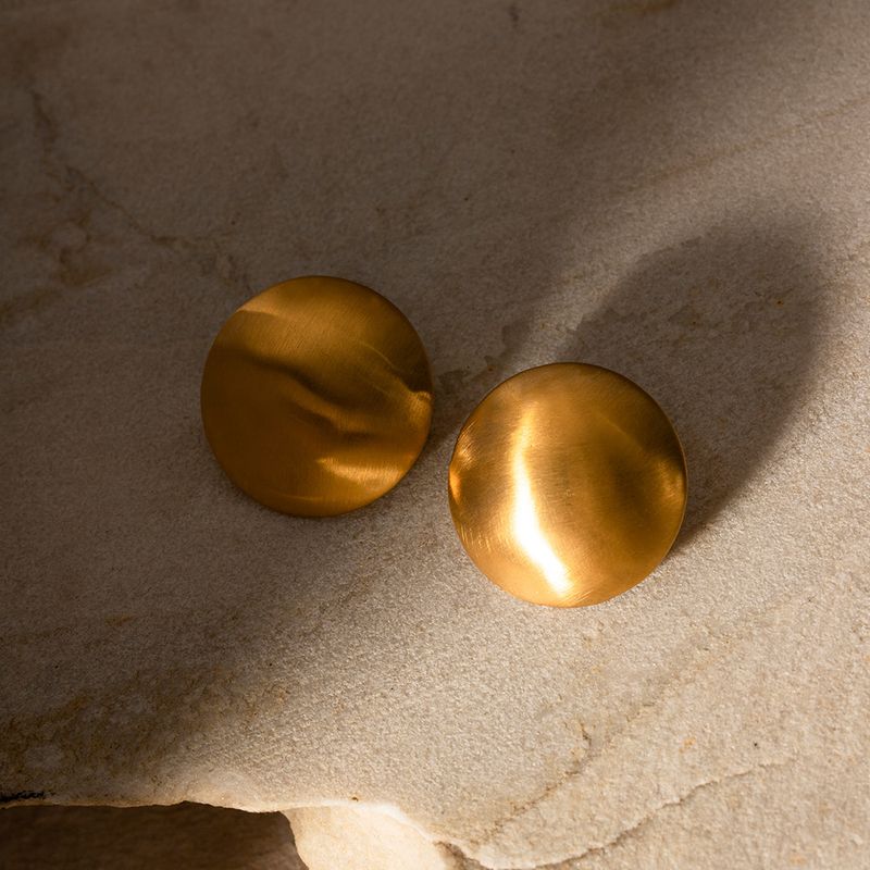 Instagram Acciaio al titanio spazzolato 2023 Nuovo design alla moda e popolare per donna con orecchini a piastra rotonda_voghion.com