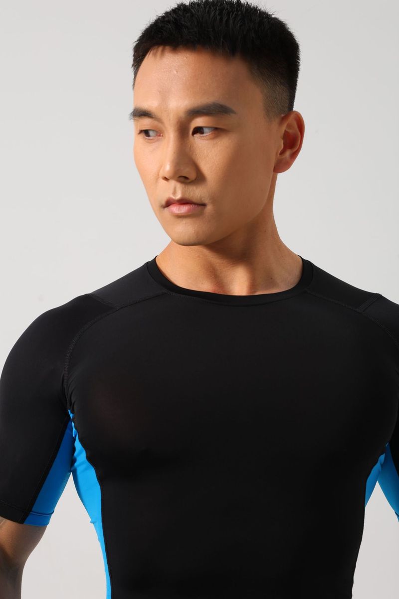 Abbigliamento da uomo, collant fitness color carne, comodi e super elasticizzati_voghion.com