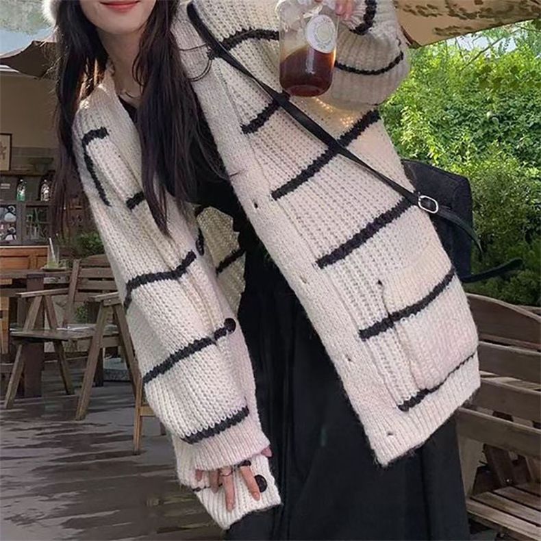 Ragazza Nuovo Autunno Inverno Cardigan Lavorato a Maglia Moda Strisce Color-Block Stile Pigro Ampio Snellente Tasca Versatile Maglione_voghion.com