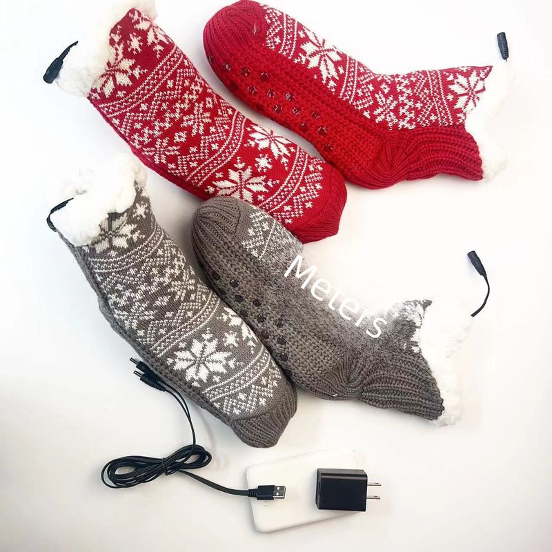 Neue USB-Fußwärmer für zu Hause, elektrische Heizsocken, warme Schuhüberzüge, warme Weihnachtssocken, grenzüberschreitende Direktversorgung_voghion.com