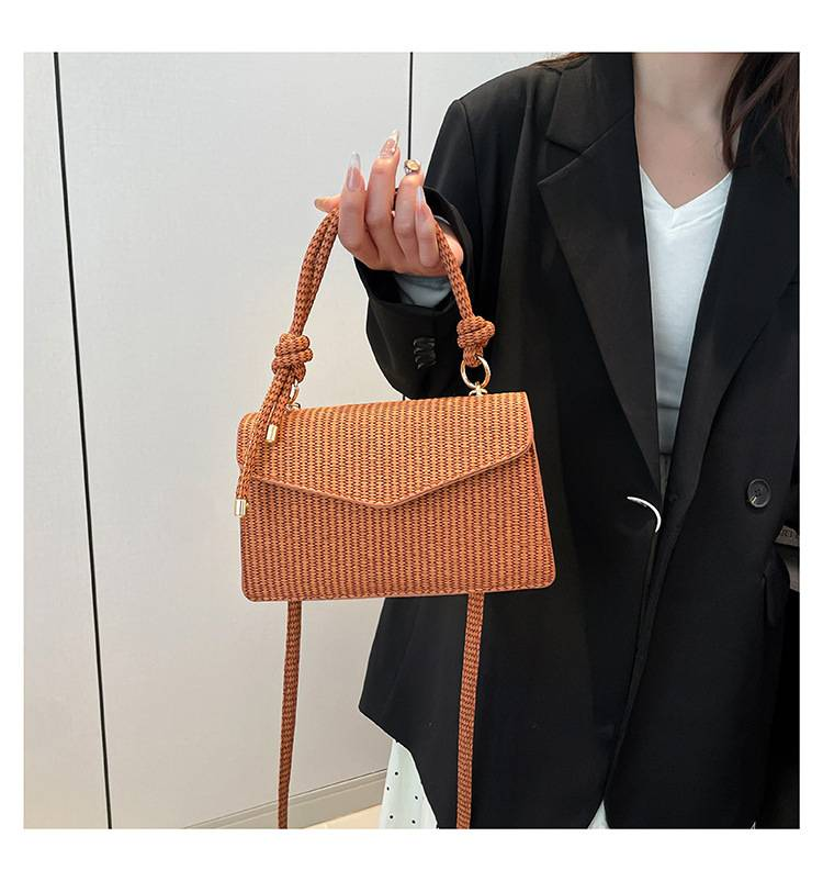 Mode im westlichen Stil Handtasche Tasche weibliche 2025 neue lässige einfache Schulter geschlungen Pendler kleine Tasche_voghion.com