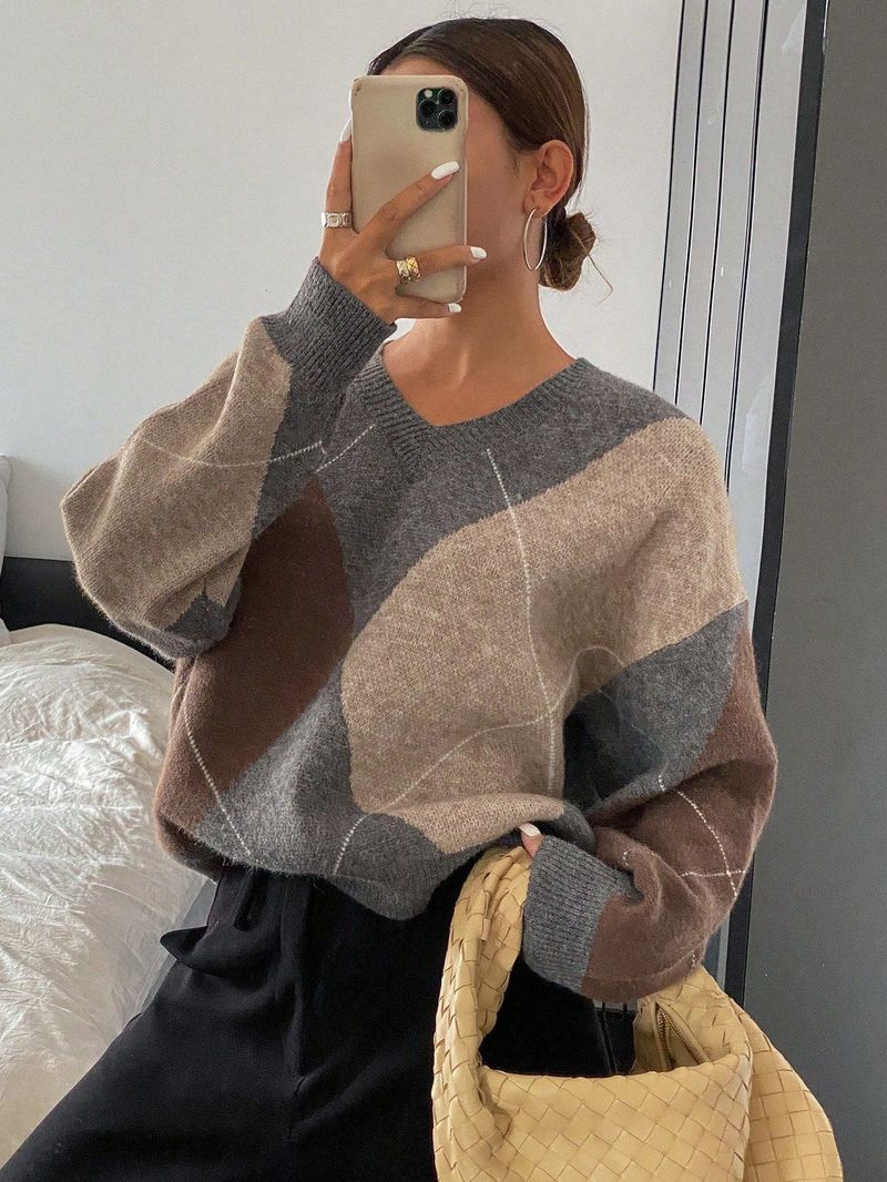 Suéter feminino retrô com decote em V e losangos – Pulôver de malha em cores contrastantes | Blusa casual coreana com caimento solto para outono e inverno_voghion.com