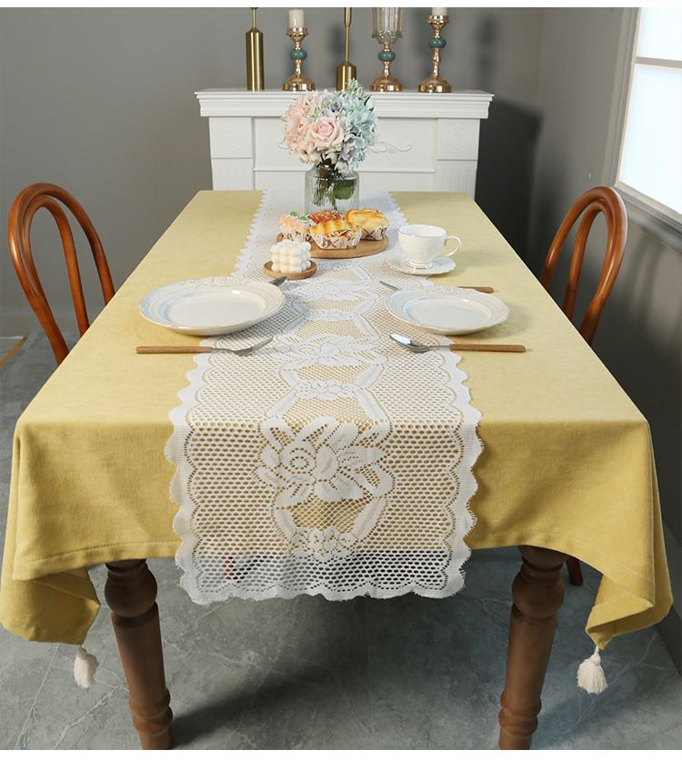 Weihnachtstischläufer mit Spitzenbesatz – Elegante Feiertags- und Hochzeitsdekoration (2er-Set)_voghion.com