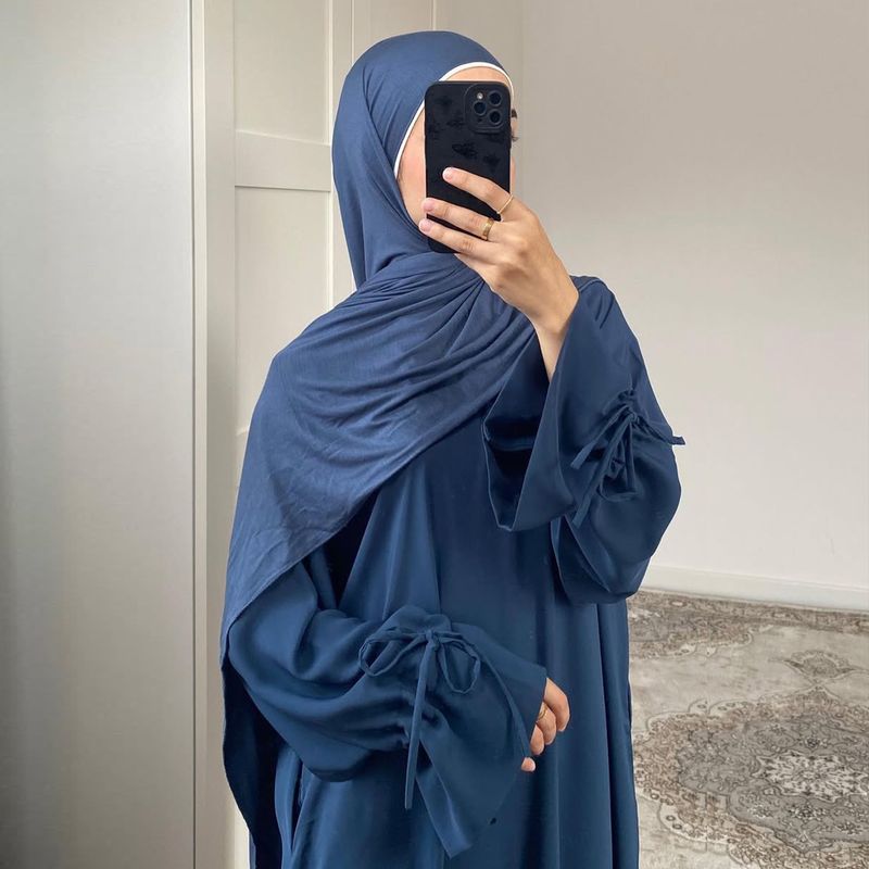 Women's Clothing Solid Color Sleeve Robe_voghion.com