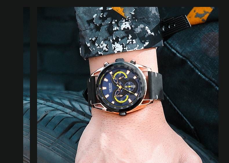 Orologio cronografo da uomo autentico con triplo quadrante, lancette luminose, datario e resistenza all'acqua fino a 30 m - Cinturino in pelle di alta qualità_voghion.com