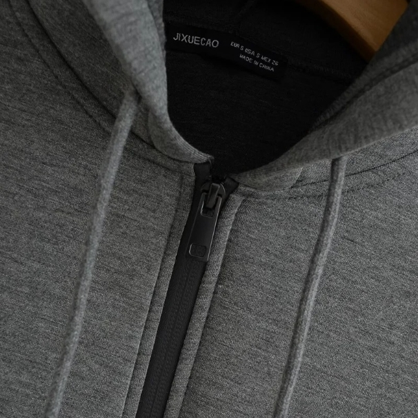 Herrenbekleidung Neue ManteljackeHerrenmodemarke Junge Kapuzenpulloverjacke Amerikanischer Retro-Streetstyle_voghion.com