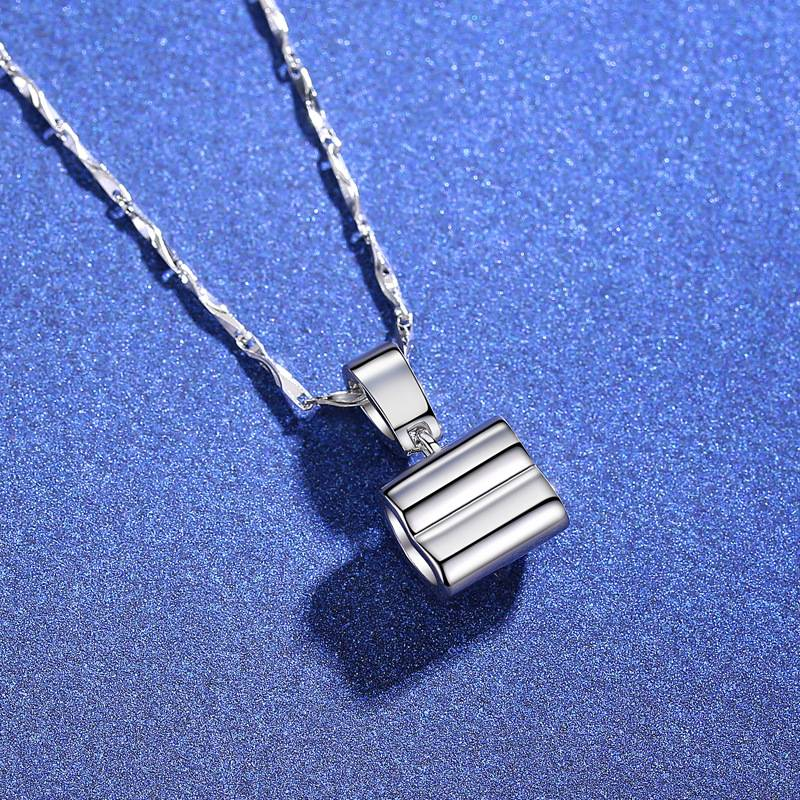 Collana in argento sterling S925 per donna, moda classica D Color Moissanite 1 carato, collana con clavicola con bacio d'angelo_voghion.com