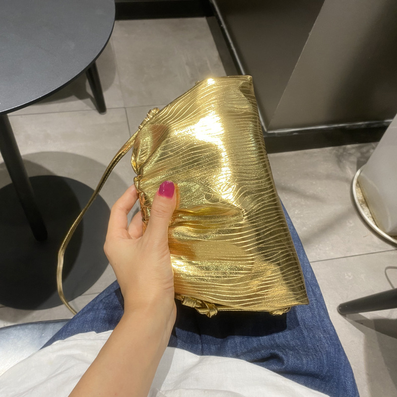 Borse a nuvola d'oro Borse Hobo da donna Borsa a gnocco intrecciata Borsa a tracolla singola Borsa a tracolla diagonale Borsa da sera parziale_voghion.com
