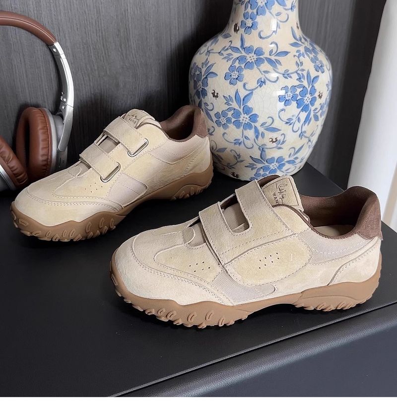 Zapatillas de entrenamiento Agam informales y versátiles con suela gruesa y suave con cinta mágica grande antideslizante y aumento de altura invisible._voghion.com