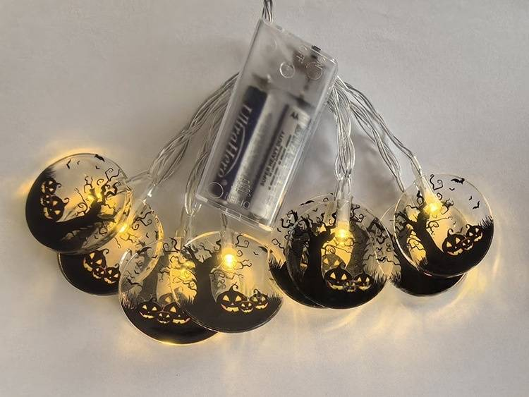 Halloween-LED-Lichterkette – 1,5 m/3 m, batteriebetrieben, gruseliges Dekor mit Kürbissen, Geistern, Fledermäusen und Spinnen, Warmweiß_voghion.com