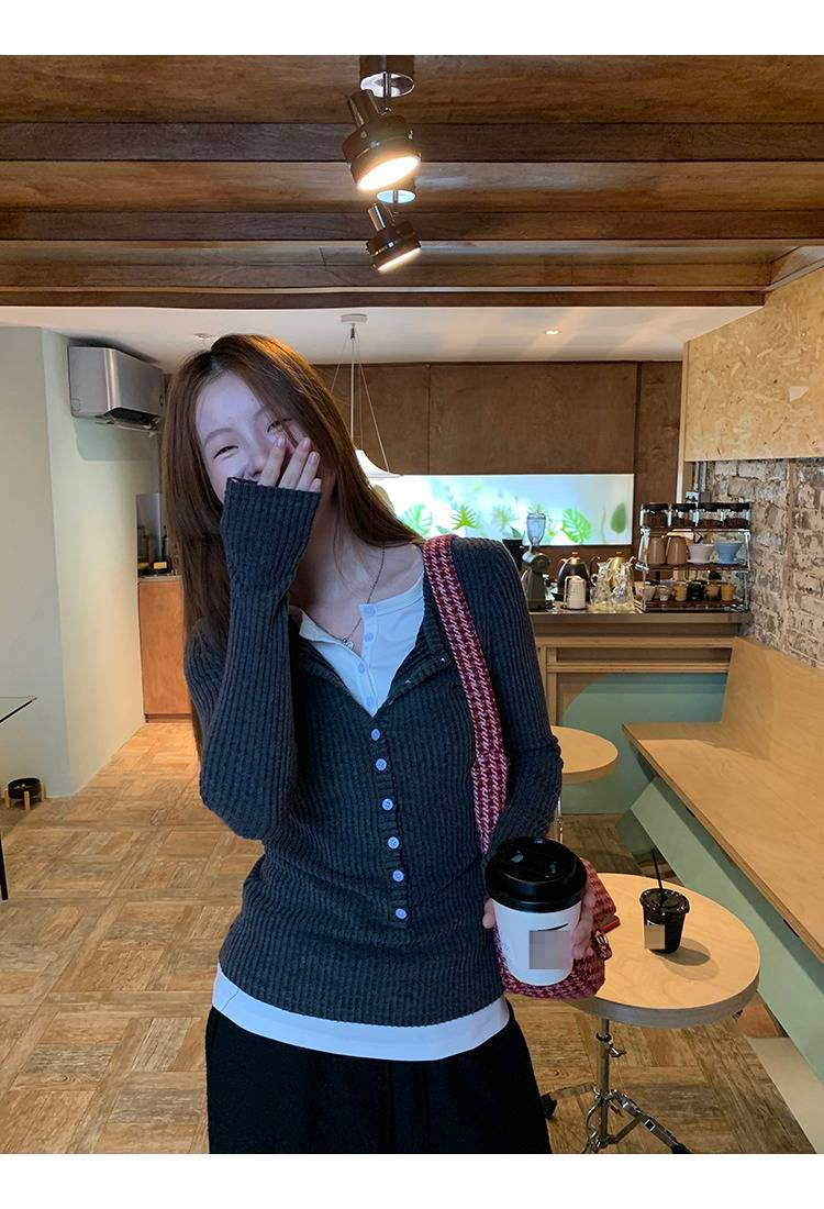 Super Beautiful For Women Autumn 2025 New Trendy Two-Piece Top Gray Knitted Sweater_voghion.com