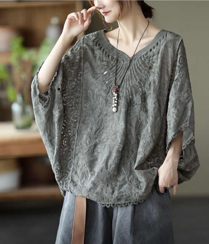 Broderad sommarmode bomull ihålig krok fladdermus ärm topp lös stor storlek kortärmad konstnärlig blus T-shirt för kvinnor_voghion.com