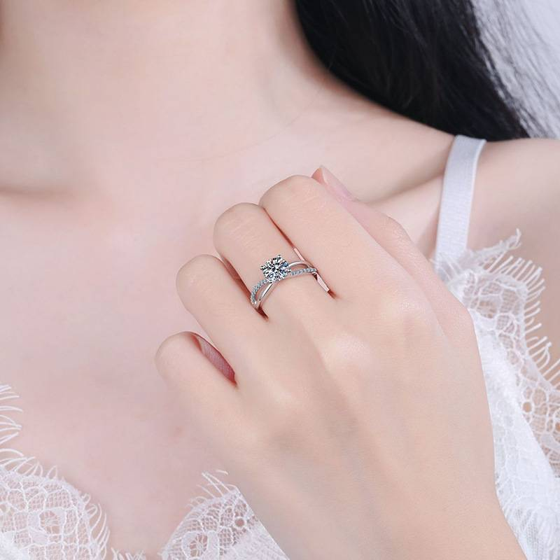 Plated 14k White Gold Six Claw Dia Ring Female Engagement Jewelry_voghion.com