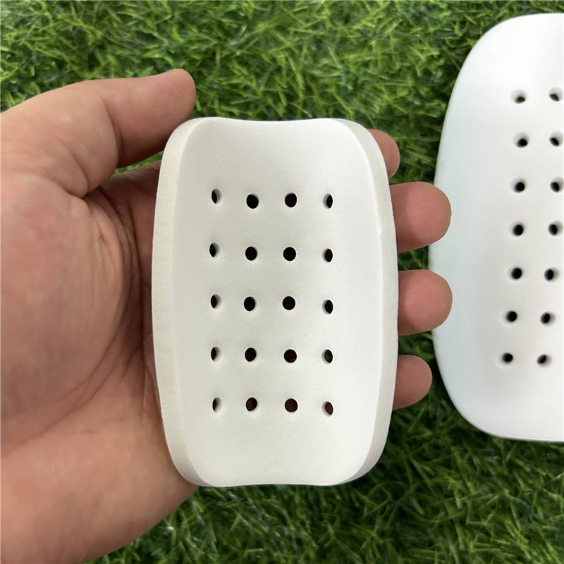 EVA Foam Shin Guards For Soccer - Lightweight Protective Leg Pads For Football, Basketball & Volleyball Training (Pair - White, Small & Large Sizes)_voghion.com
