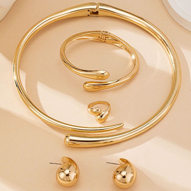 Women's Jewelry Set - Elegant Vintage Drop Design Necklace Bracelet Earrings Ring Combo, Minimalist O Chain With Heart & Bell Charms, Silver Tone_voghion.com