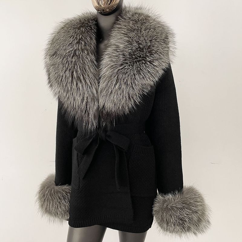 Luxuriöser Cardigan mit Fuchspelzkragen für Damen – Übergroßer Strickpullovermantel im mittellangen Bademantelstil_voghion.com