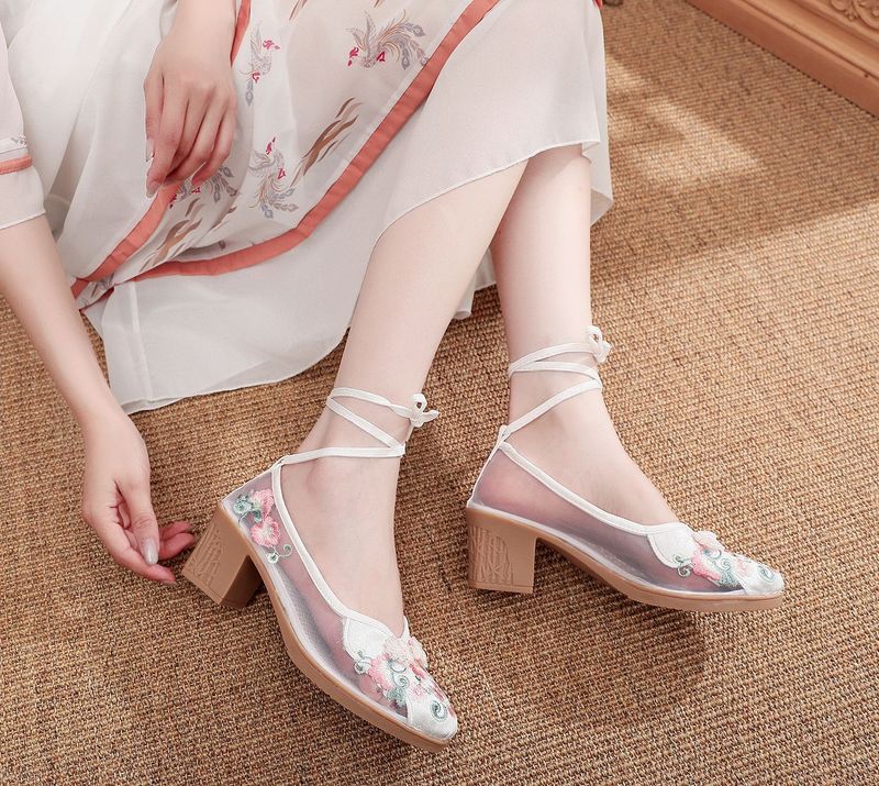 High Heels, bestickte Stoffsohlen aus Kuhsehnen, Damenschuhe können mit Gazeröcken, Qipao, Teekleidung usw. kombiniert werden_voghion.com