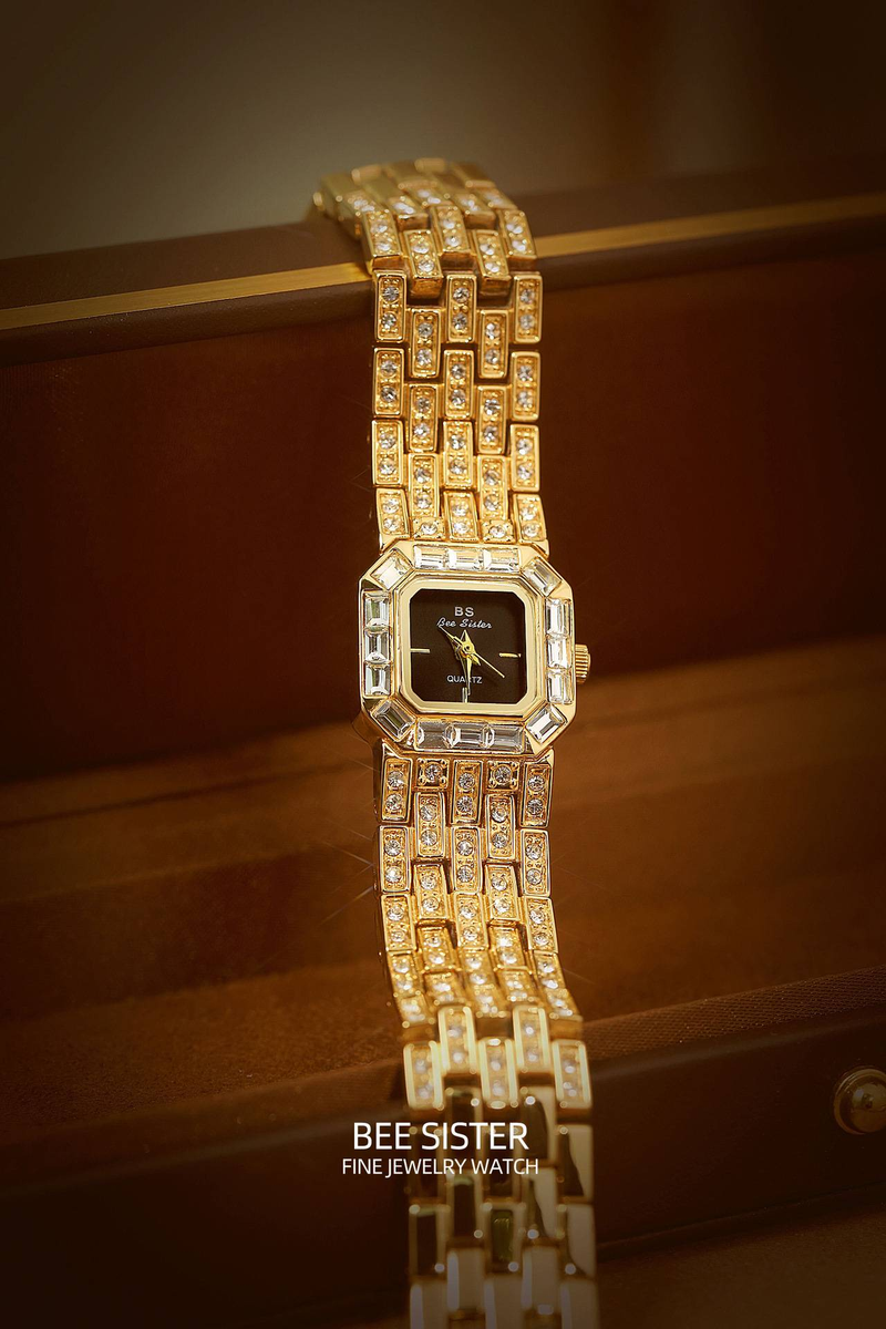 Questo è il tuo orologio al quarzo di lusso da donna con diamanti T-square_voghion.com