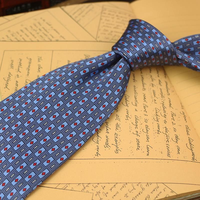 Cravatta da uomo casual in seta di gelso stampata da donna a quadri viola 10 cm, stile retrò di Hong Kong, letterario, britannico, formale, blu_voghion.com