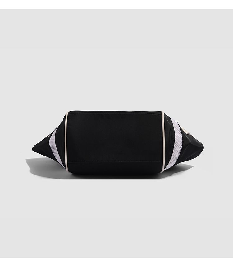 Borsa a tracolla obliqua con tracolla in tessuto di nylon ricamato, nuova borsa casual da donna, grande capacità, modello Hobo, 2025_voghion.com