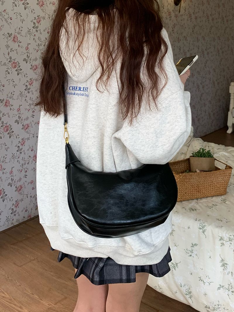 2024 New Underarm Ba: Versatile Dumplins, One Shoulder Crossbody Fashionable and Casual Texture, Small Ba, Women's_voghion.com