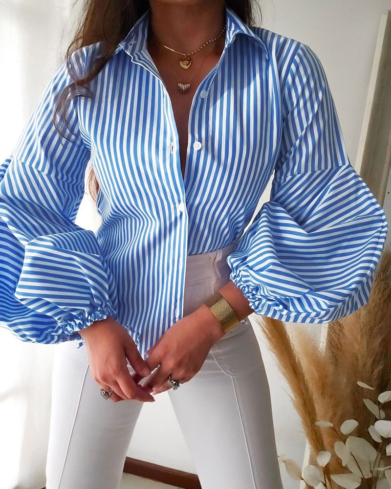 Camicia slim fit a righe azzurre con maniche a palloncino da donna_voghion.com