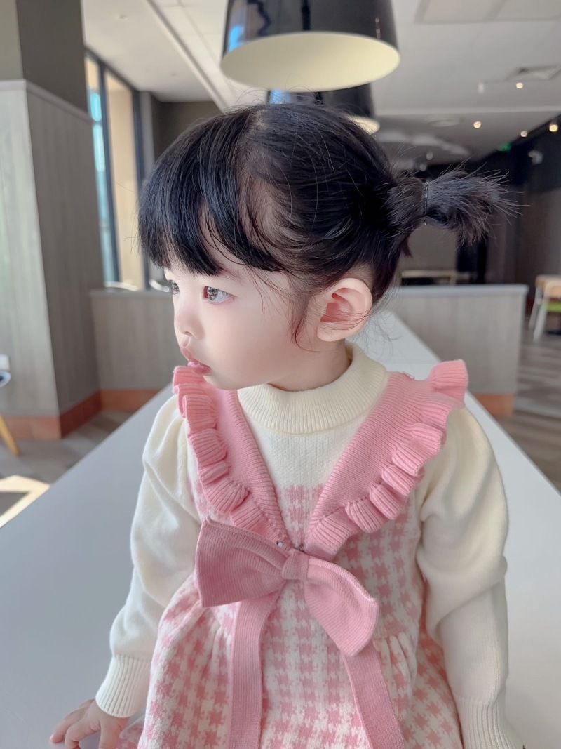 Mädchenkleid, ausgefallenes kleines Mädchen, süßer Strickpullover mit Schleife, Kinderkleid_voghion.com
