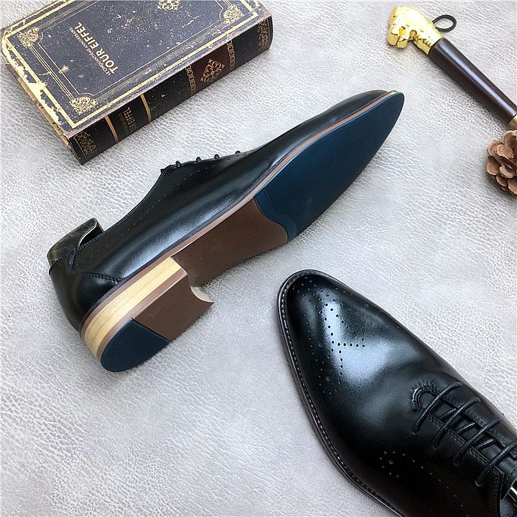 Italian Business Blue With Carve Patterns Fashion Bridegroom Leather Shoes_voghion.com