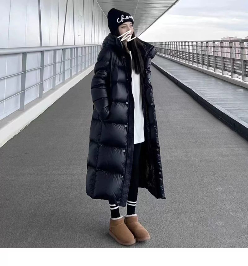 Women's Long Puffer Coat – Black Gold Oversized Jacket (High Warmth & Detachable Hood)_voghion.com