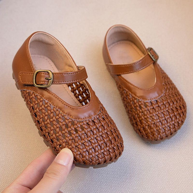 2025 Sommer Neue Hohl Mary Jane Flach Gewebt Atmungsaktive Prinzessin Kleine Mädchen Halb Sandalen_voghion.com
