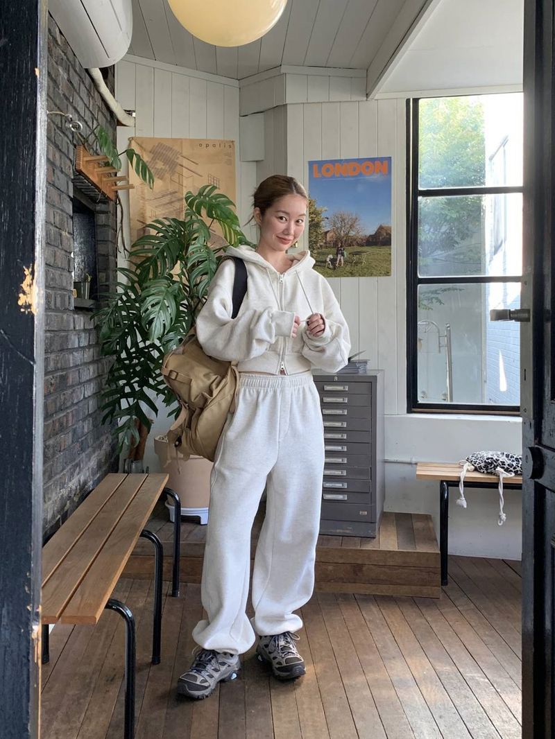Conjunto informal de sudadera y jogger de polar estilo coreano para mujer: dos piezas de algodón suave para ropa de calle y estar en casa (S-XXL, varios colores)_voghion.com