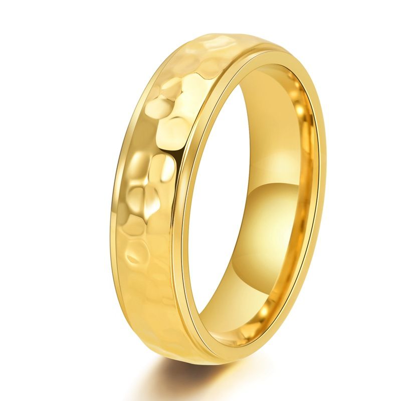 Gepersonaliseerde punk-stijl handgemaakte gehamerde onregelmatige titanium stalen niche ringen voor mannen en vrouwen accessoires_voghion.com