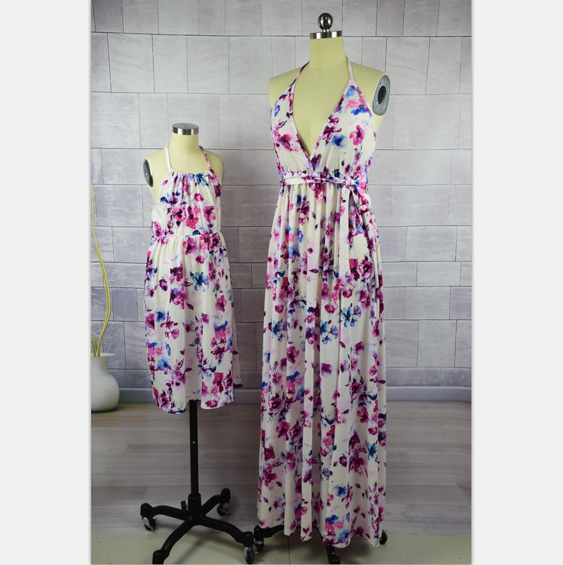 Mother&Kids Lange halter-ouder-kindjurk met print en trekkoord in de taille_voghion.com