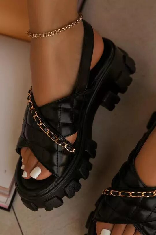 Chunky Plattform Frauen Schuhe 2022 Neue Frühling Herbst Offene spitze Sandalen Sandale Casual Strand Sandale Designer Hausschuhe Kette Flip-flops_voghion.com