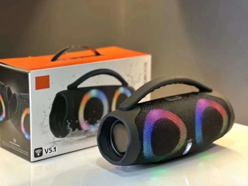 Výkonný Bluetooth reproduktor Přenosný RGB Barevné světlo Voděodolný Bezdrátový Subwoofer 360 Stereo Surround Tws FM Boombox_voghion.com