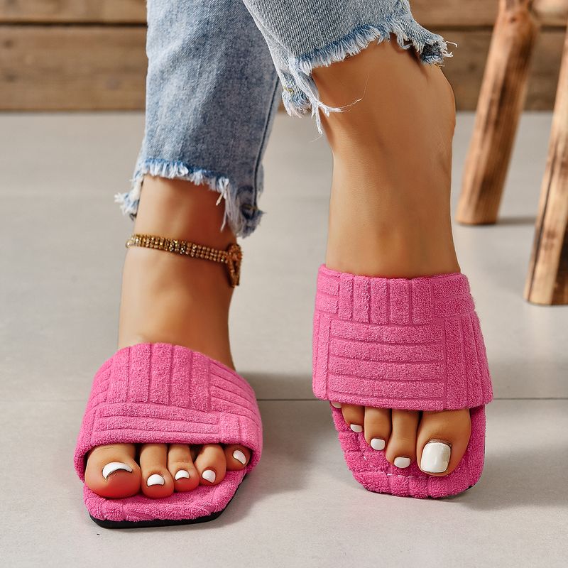 Sommertøfler Dame Flate Luksus Utendørs Strandflip-flops Damesandaler Trend Merkedesign Slides Sko Dame 2024 Stor Størrelse 43_voghion.com