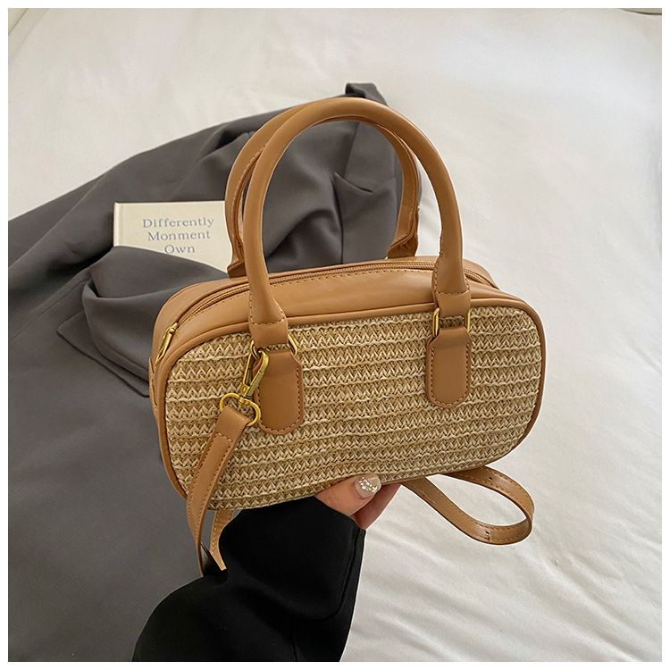 Borsa da donna in paglia intrecciata, piccola, quadrata, borsa a cuscino Boston, borsa a mano con colori a contrasto, borsa a tracolla_voghion.com