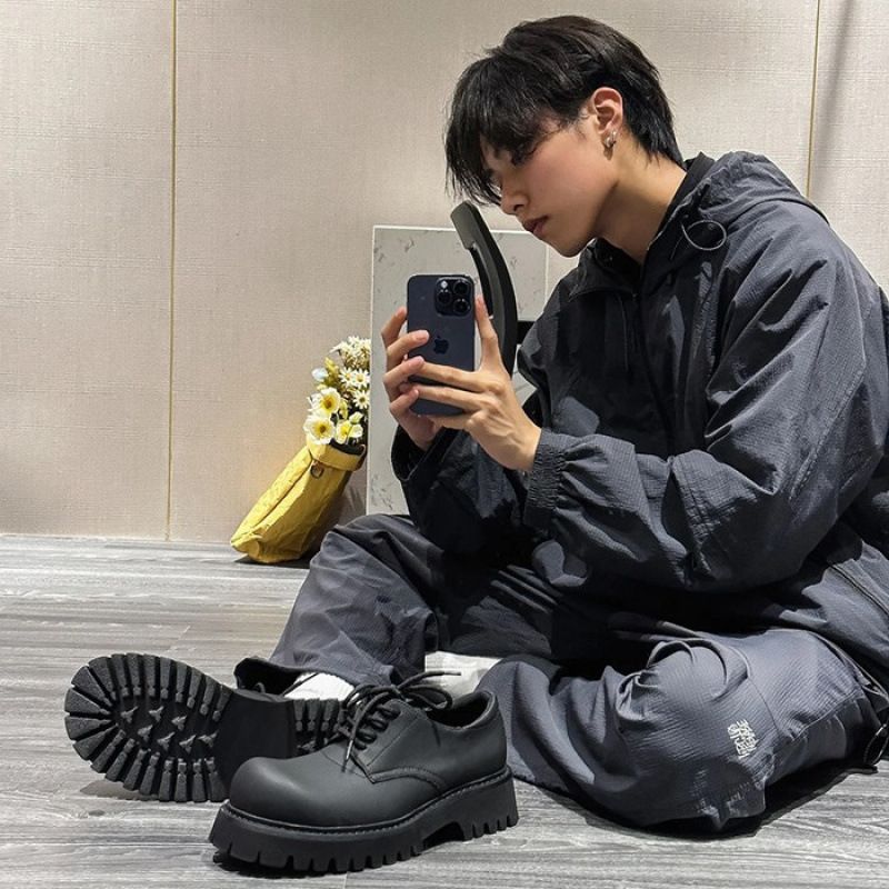 Für Männer und Frauen, große Derby-Schuhe aus mattschwarzem Leder, vielseitige Freizeitschuhe mit dicker Sohle_voghion.com