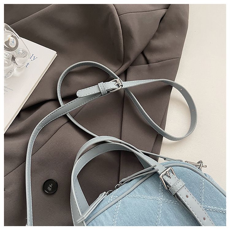 Borsa da donna con design di nicchia, ricamo a diamante, borsa in denim azzurro chiaro, borsa a tracolla da donna, borsa a cuscino_voghion.com
