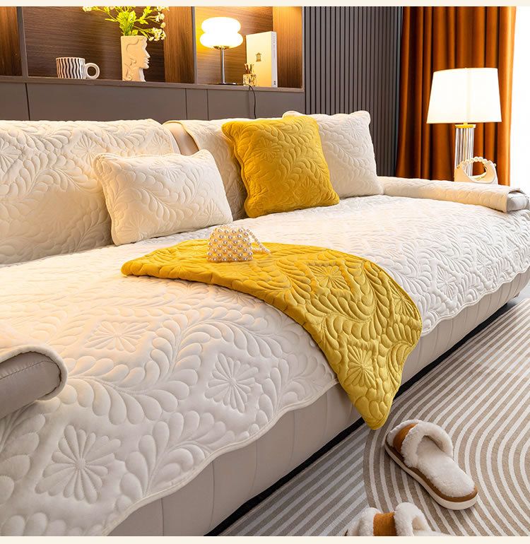 Flannel Sofa Cover - Thick Anti-Slip Cushion Cover For Leather Couches (Milk Velvet Fabric Non-Slip Backing Cozy & Warm Machine Washable)_voghion.com
