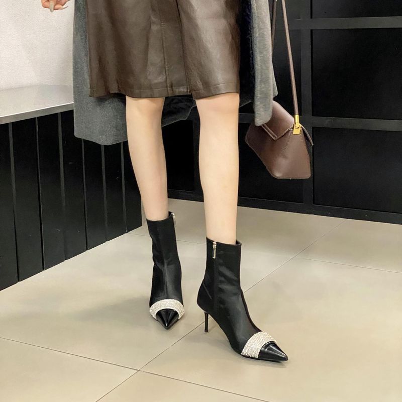 Herbst und Winter Neue Strass-Riemen Dünne Fersenstiefel Spitzkopf Vielseitig Mode Elegant Trend Lässig Täglich Tragen Bequem Leicht_voghion.com