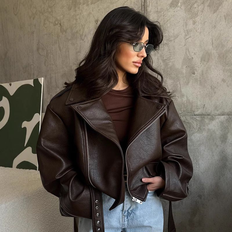 Jaqueta curta de couro sintético com cinto para mulheres - Casaco curto elegante com lapela para primavera e outono (marrom, P/M/G)_voghion.com