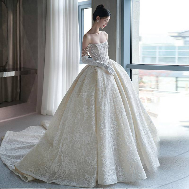 Elegant Strapless Wedding Dress – French-Inspired Vintage Lace Gown With Detachable Train, Plus Size & Petite Friendly, Romantic Boho Bridal Gown_voghion.com