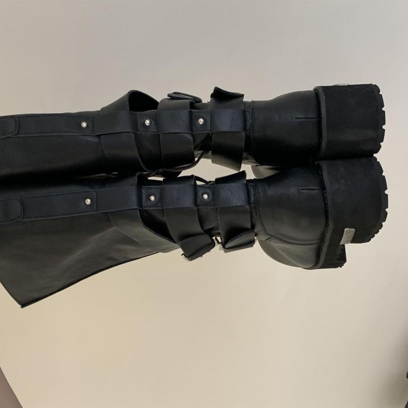 Women Boxing Boots 2025 Autumn Winter New Dark Style Belt Buckle Motorcycle Boxing Thick Sole Mid-Calf Riding Boots For Women_voghion.com